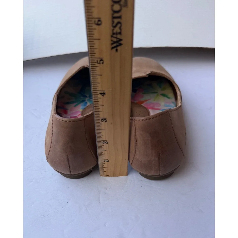 Born Sebra Suede Tan Leather Slip On Notched Vamp Flat Comfort Shoes‎ Sz 7